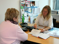 Patientengespräch Praxis Dr. Braun Patientengespräch Praxis Dr. Braun